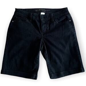 Arizona Jeans Black Bermuda Shorts, US5